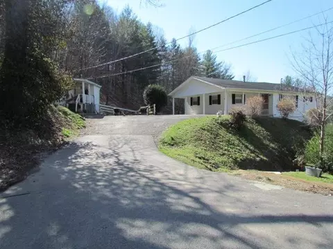 225 Third St, Manchester, KY 40962 photo 35