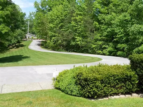 600 Scenic View Dr, Corbin, KY 40701 photo 6