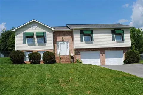 72 Bryan Dr, Corbin, KY 40701 photo 2