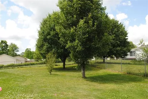 72 Bryan Dr, Corbin, KY 40701 photo 4