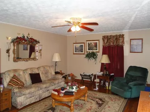 129 Underpass Rd, Lily, KY 40740 photo 3
