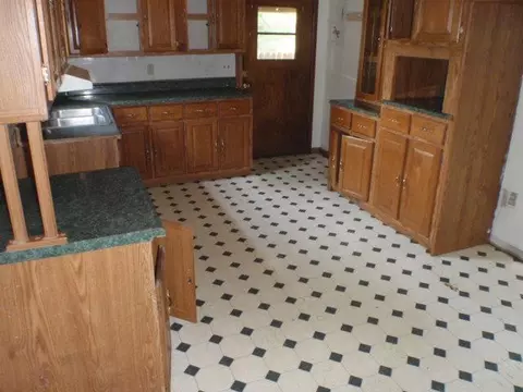 120 Sparks Ln, Middlesboro, KY 40965 photo 4