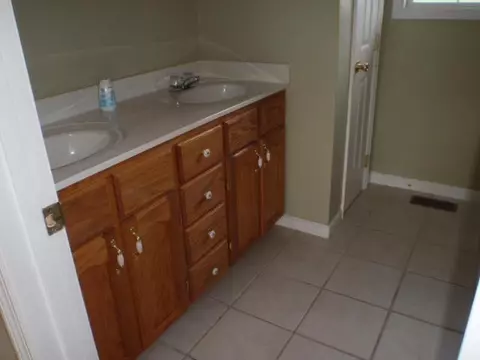 93 Macbennett Dr, Williamsburg, KY 40769 photo 4