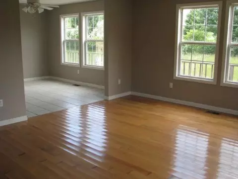 93 Macbennett Dr, Williamsburg, KY 40769 photo 3