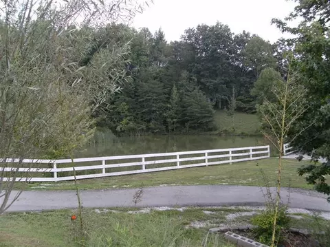 123 Sonny Ln, Corbin, KY 40701 photo 4