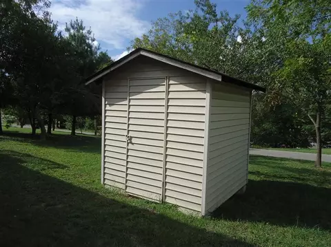 900 Crest St, Corbin, KY 40701 photo 8