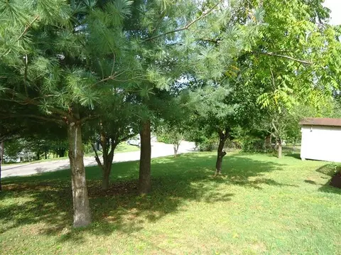 900 Crest St, Corbin, KY 40701 photo 4