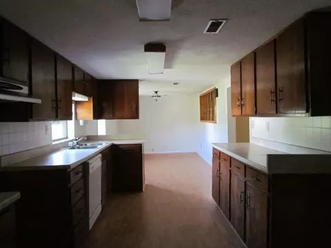 232 Jackson Dr, Tyner, KY 40486 photo 8