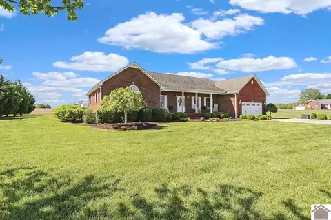 69 Dunlap Dr, Murray, KY 42071 photo 1