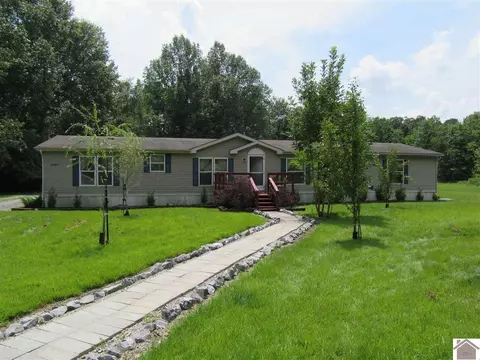 2247 Sunset Dr, Paducah, KY 42003 photo 1