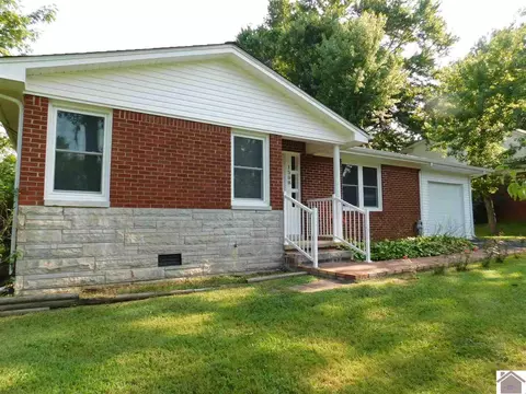 1508 Johnson Dr, Murray, KY 42071 photo 1