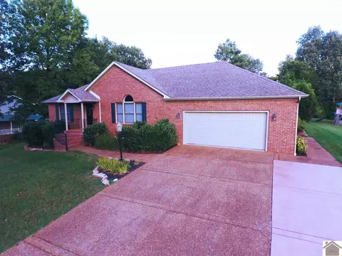 150 Pinebrook, Paducah, KY 42003 photo 1