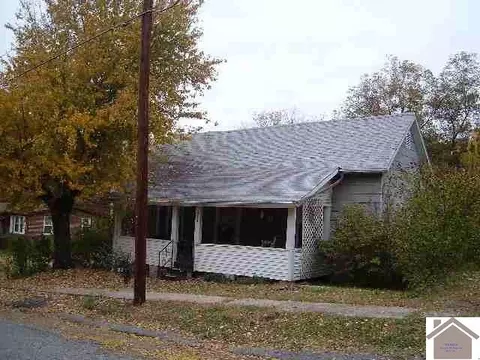 332 Cumberland St, Wickliffe, KY 42087
