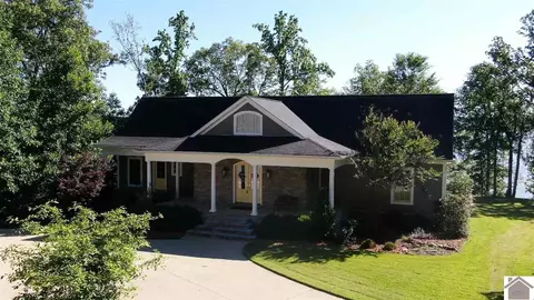 250 Weekend Ln, Murray, KY 42071 photo 1