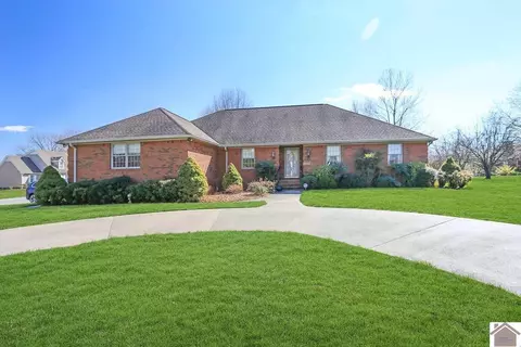 1605 Tabard, Murray, KY 42071 photo 1