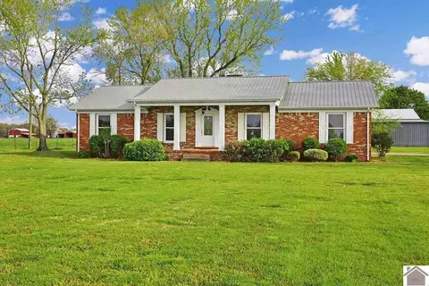 1720 Shoemaker, Murray, KY 42071 photo 1