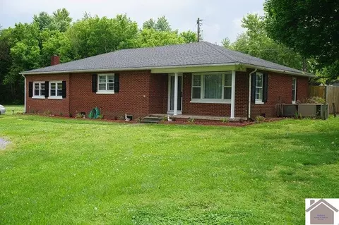 683 S Sutton Ln, Mayfield, KY 42066 photo 1