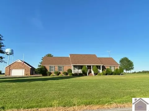 1347 Sid Darnell Rd, Benton, KY 42025 photo 1