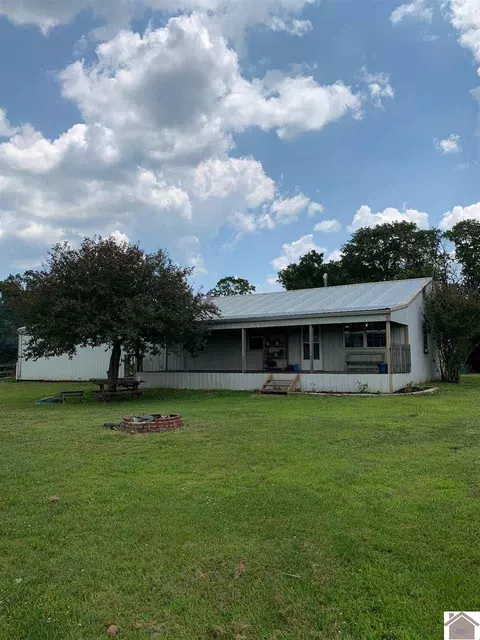 2038 Carty Rd, Murray, KY 42071 photo 1