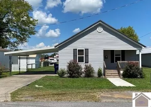 209 E 7th St, Benton, KY 42025 photo 1