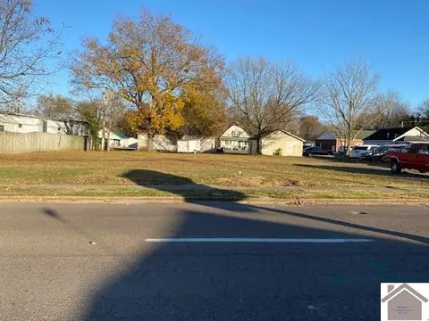 809 Main St, Benton, KY 42025 photo 1