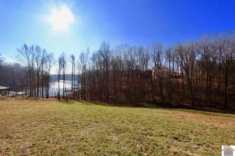 lot E Apt 35 E Cobblestone Ct, Kuttawa, KY 42055
