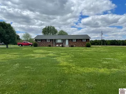 1633 Central Rd, Mayfield, KY 42066 photo 1