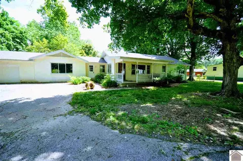 202 E 15th St, Benton, KY 42025 photo 1