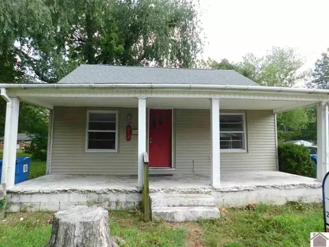 613 Broad St, Murray, KY 42071 photo 1