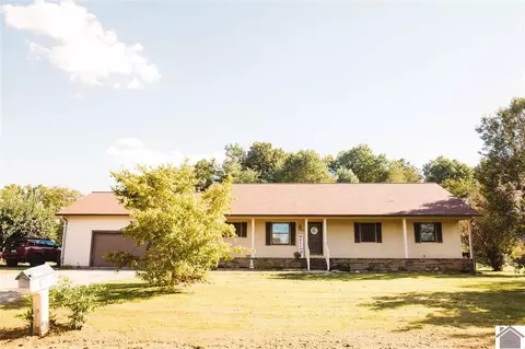 77 Wagon Ln, Mayfield, KY 42066 photo 1