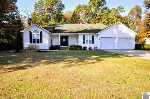 35 Mitchell Dr, Mayfield, KY 42066 photo 1