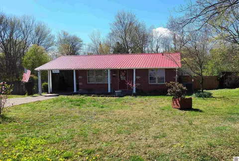 1603 Dodson Ave, Murray, KY 42071 photo 1