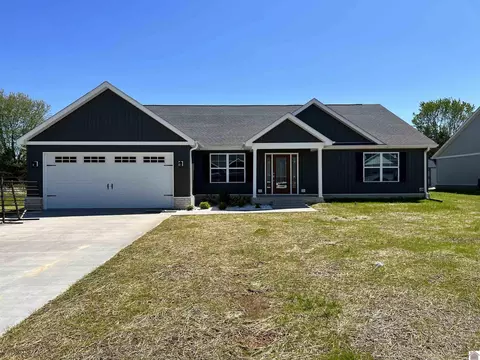 2205 Traci Dr, Murray, KY 42071 photo 1
