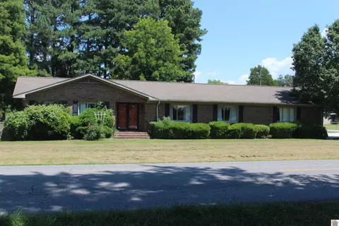 382 Coffee Dr, La Center, KY 42056
