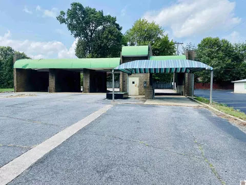1312 Main St, Murray, KY 42071 photo 1