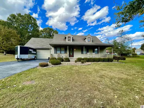 1350 Eastlawn Rd, Hanson, KY 42413