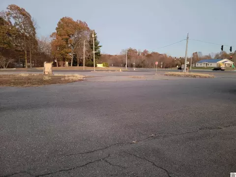 000 Frank Tanner Ave, Eddyville, KY 42038