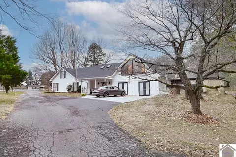 6531 Cairo Rd, Paducah, KY 42001