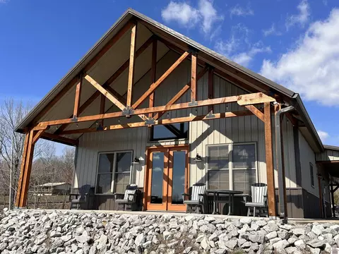52 Devillez, Eddyville, KY 42038