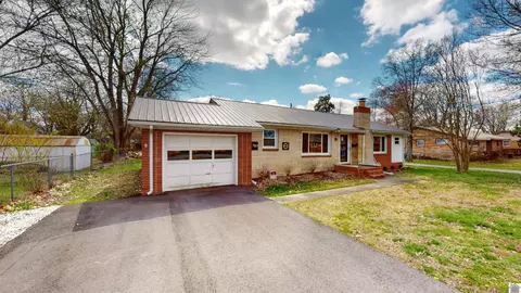 1703 Farmer Ave, Murray, KY 42071