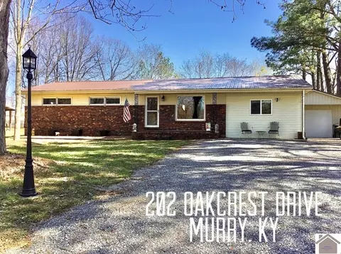 202 Oakcrest Dr, Murray, KY 42071 photo 1