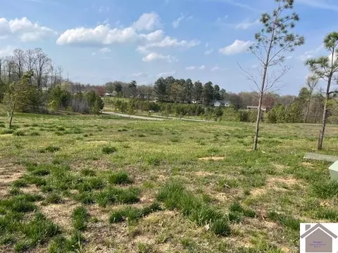 115 Falling Brook Dr, Paducah, KY 42003