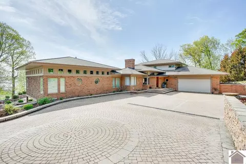 307 Sage Ln, Benton, KY 42025