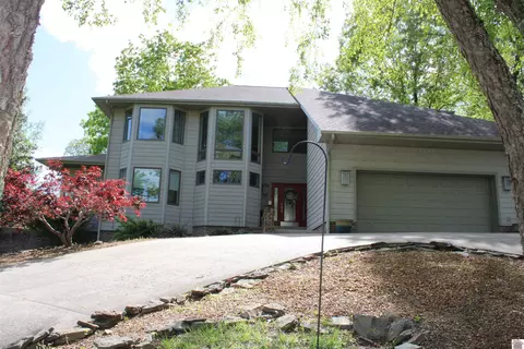 119 Eagle Dr, Benton, KY 42025
