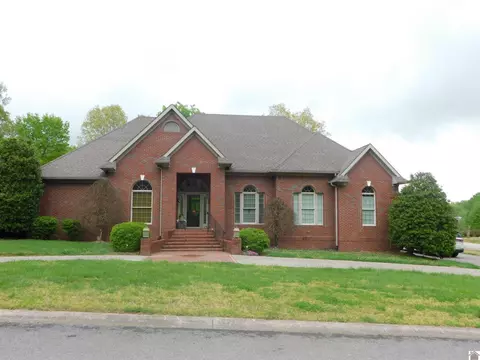 769 Bent Creek Dr, Benton, KY 42025