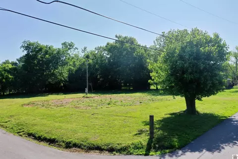 220 Harvey Ln, Princeton, KY 42445