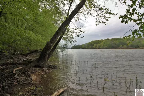 lot17 Trillium, Cadiz, KY 42211