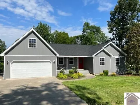 493 Cambridge Shores Dr, Gilbertsville, KY 42044