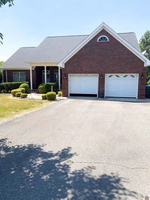 159 Ewing Ln, Fancy Farm, KY 42039