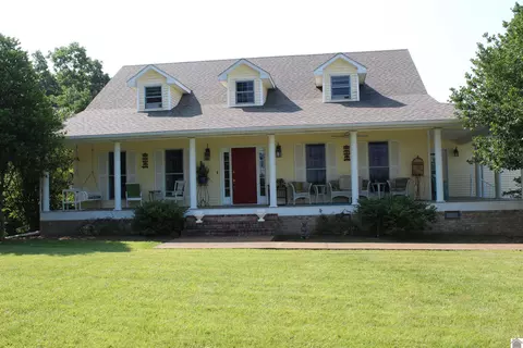 1603 Elkhorn Tavern Rd, Eddyville, KY 42038